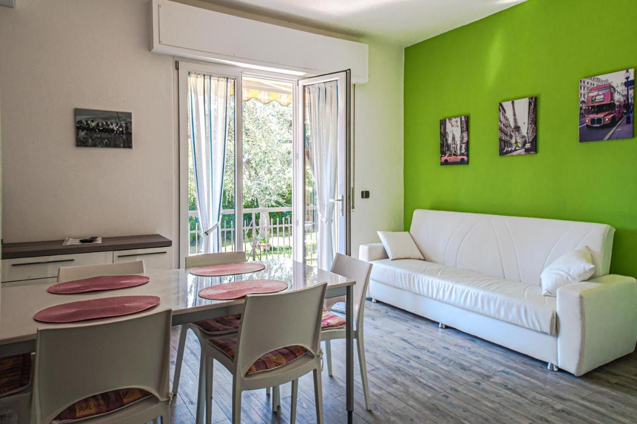 דירות מאלצ'סינה Casa Simone מראה חיצוני תמונה