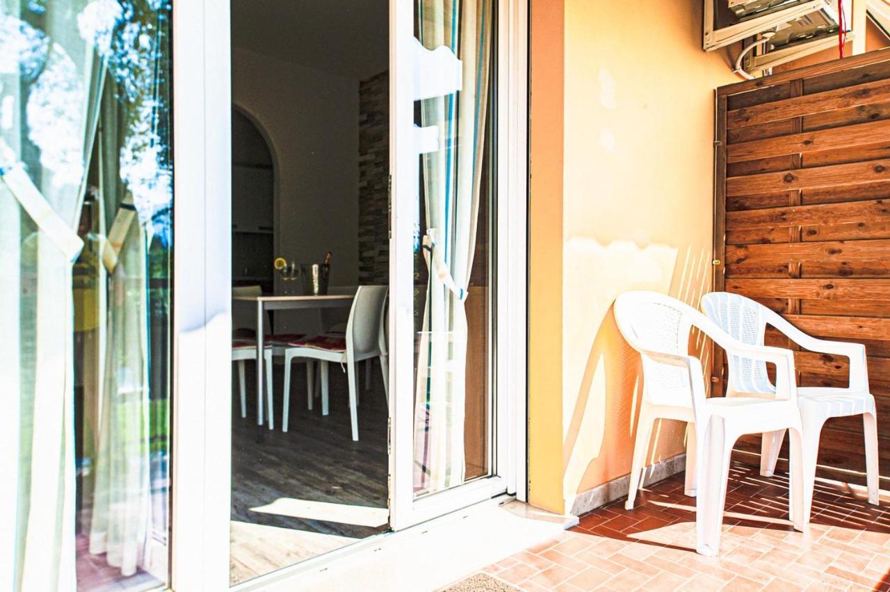 דירות מאלצ'סינה Casa Simone מראה חיצוני תמונה
