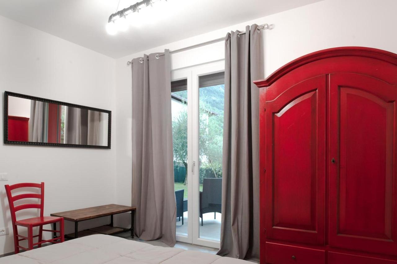 דירות מאלצ'סינה Casa Simone מראה חיצוני תמונה