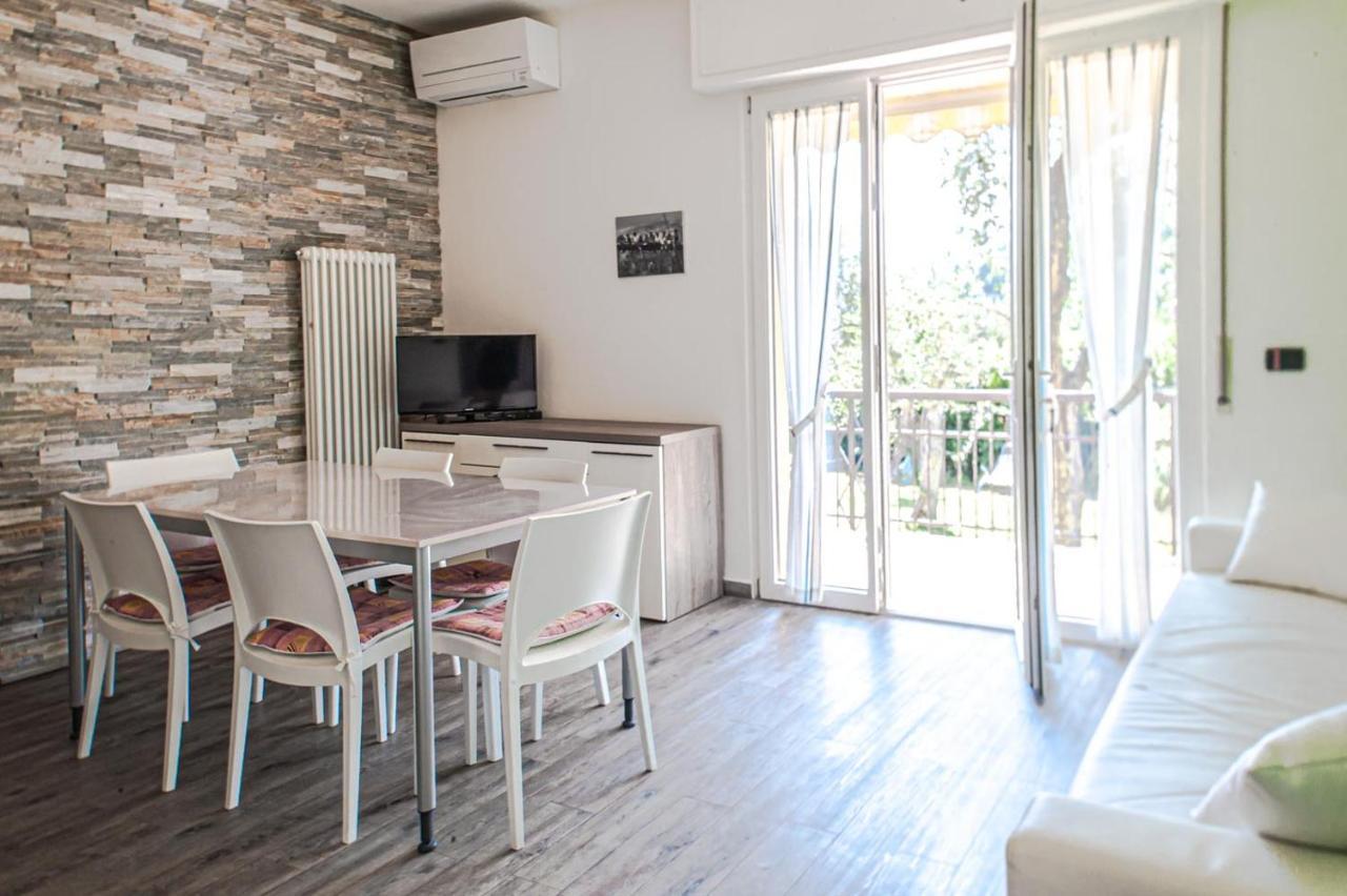 דירות מאלצ'סינה Casa Simone מראה חיצוני תמונה