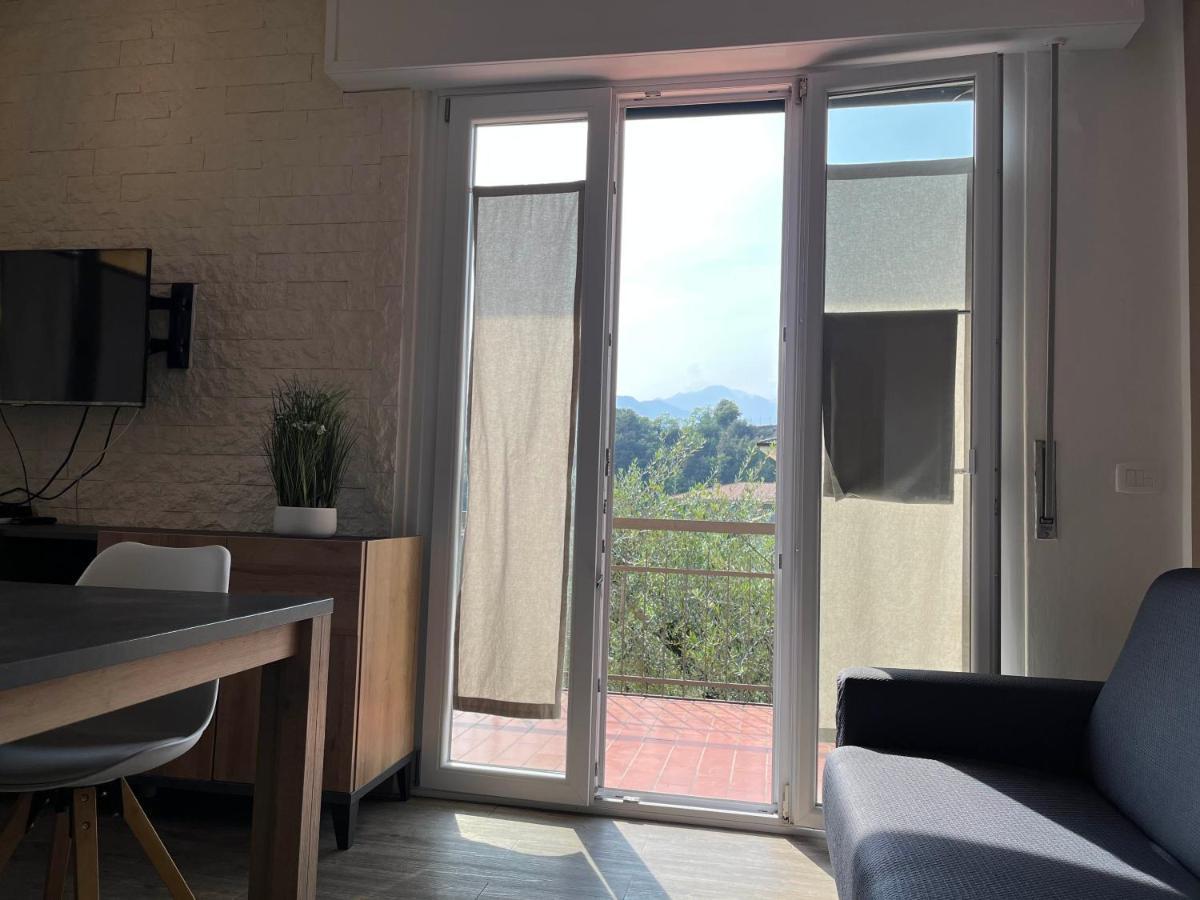 דירות מאלצ'סינה Casa Simone מראה חיצוני תמונה